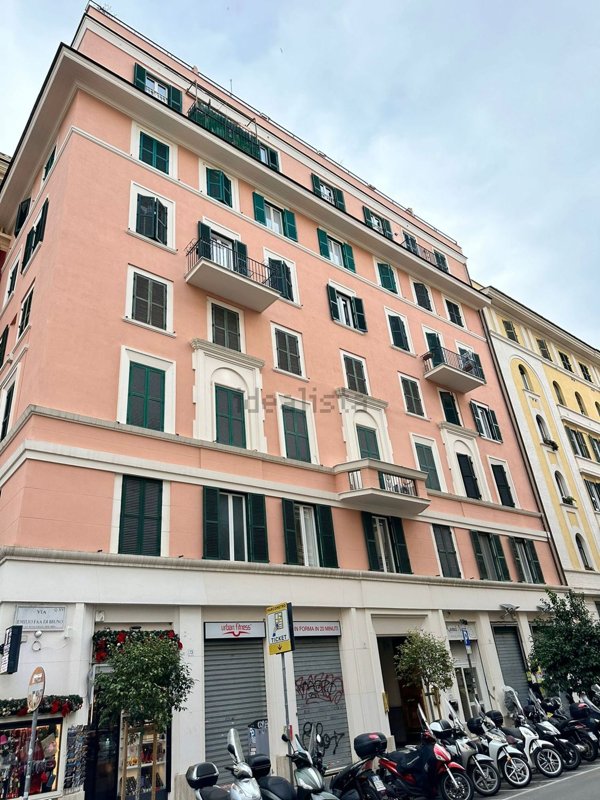 appartamento in vendita a Roma in zona Della Vittoria