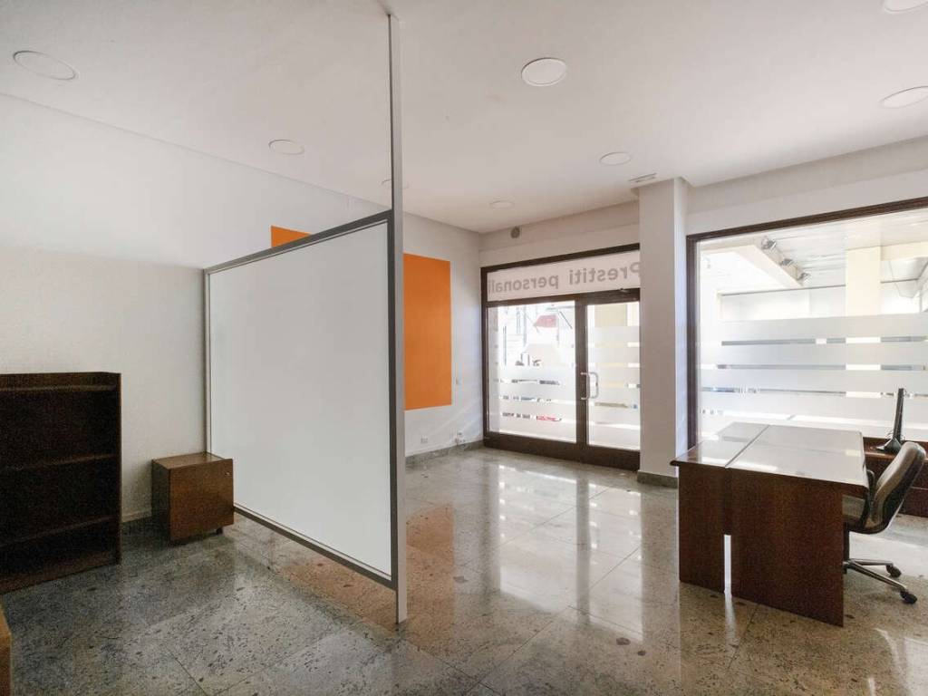 negozio in vendita a Roma