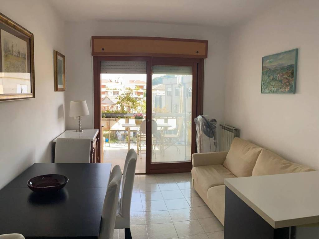 appartamento in vendita a Roma in zona Tor di Quinto