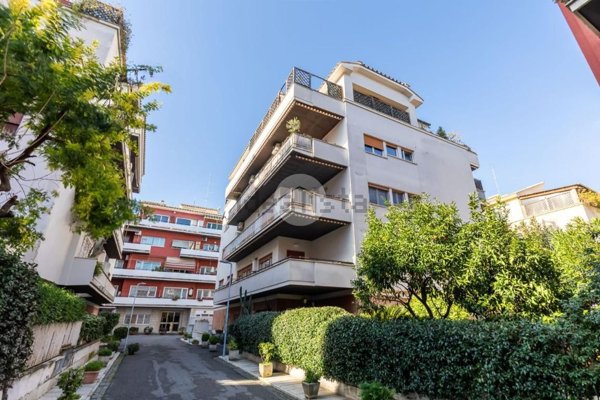 appartamento in vendita a Roma in zona Aurelio