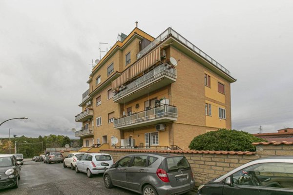 appartamento in vendita a Roma in zona Casalotti