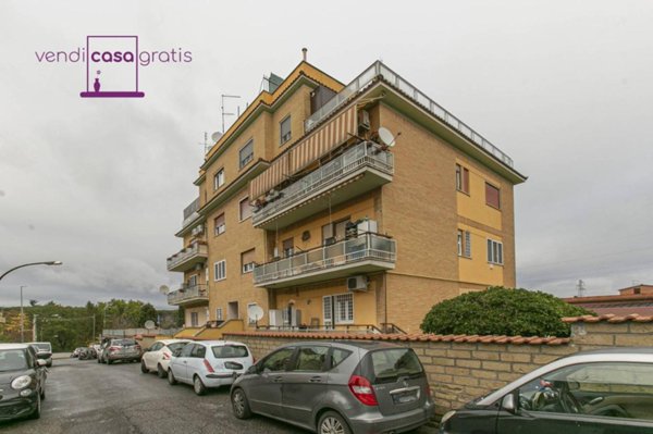 appartamento in vendita a Roma in zona Casalotti