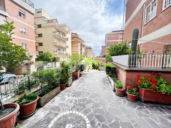 appartamento in vendita a Roma in zona Monte Sacro/Talenti