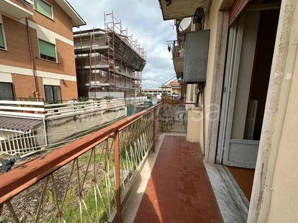 appartamento in vendita a Roma in zona Castelverde