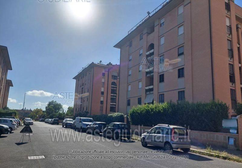 appartamento in vendita a Roma