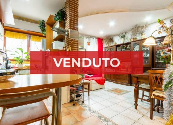 appartamento in vendita a Roma in zona Ostiense