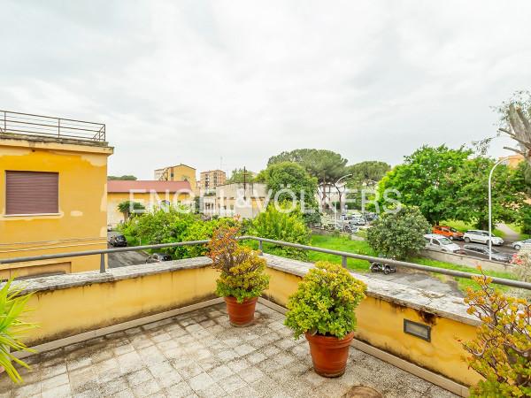 appartamento in vendita a Roma in zona Ostiense