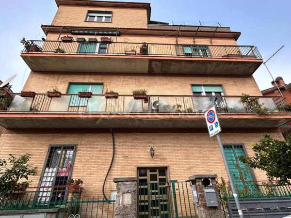 appartamento in vendita a Roma in zona Labaro
