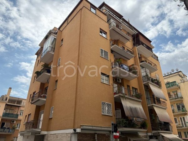 appartamento in vendita a Roma in zona Gianicolense