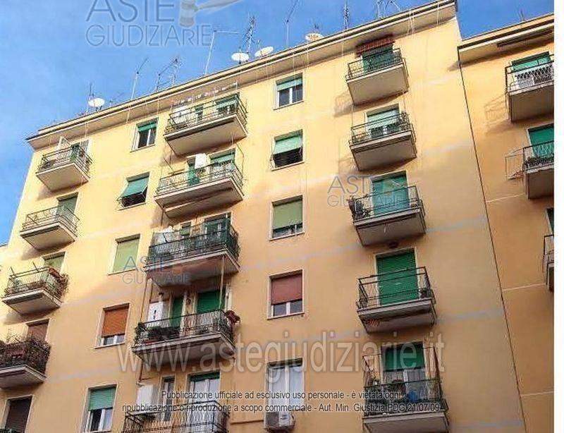 appartamento in vendita a Roma in zona Prenestino-Labicano