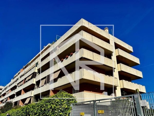 appartamento in vendita a Roma in zona Ponte di Nona