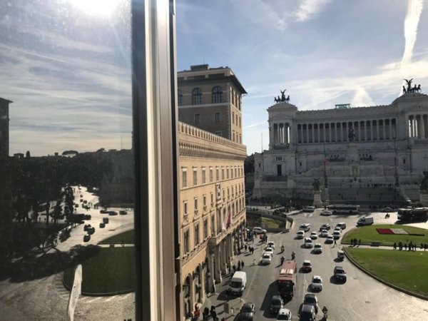 negozio in vendita a Roma in zona Campo Marzio