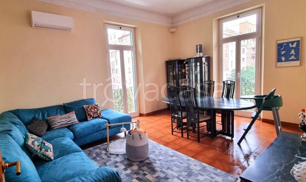 appartamento in vendita a Roma in zona Appio Latino