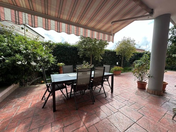 appartamento in vendita a Roma in zona Romanina