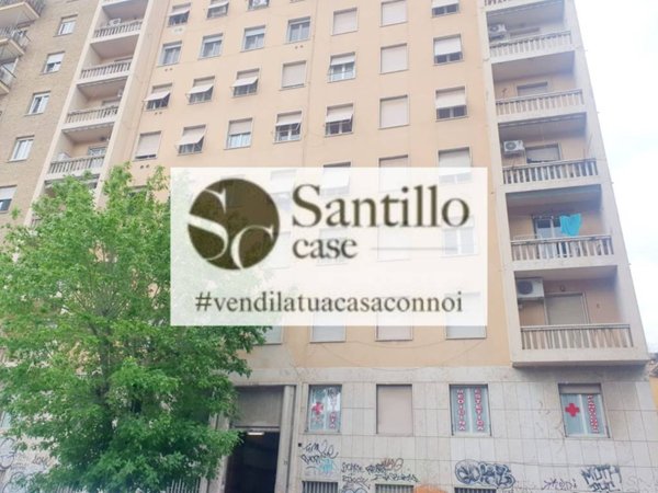 appartamento in vendita a Roma in zona Tuscolano
