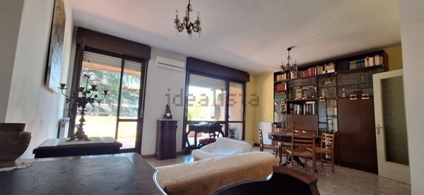 appartamento in vendita a Roma in zona EUR
