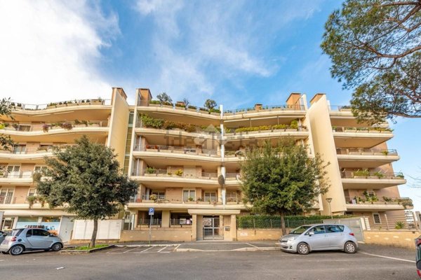 appartamento in vendita a Roma in zona Mezzocammino