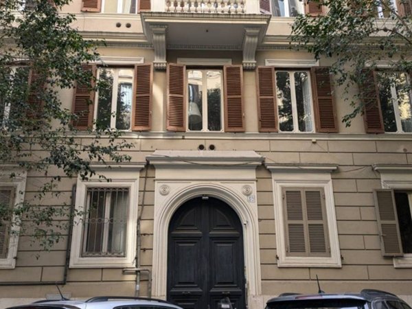 appartamento in vendita a Roma in zona Campo Marzio