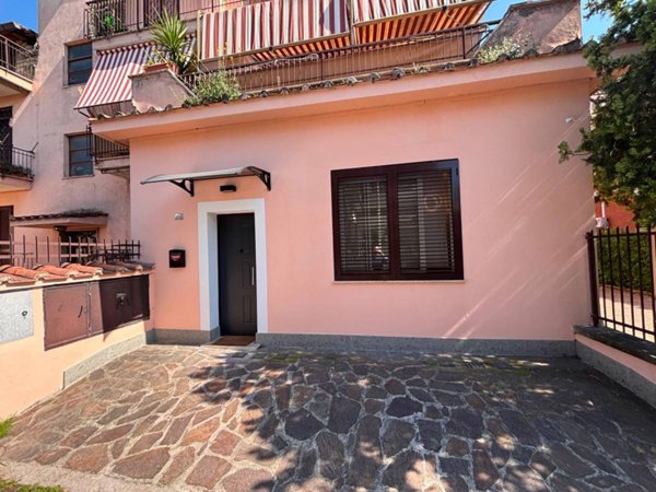 appartamento in vendita a Roma in zona Romanina