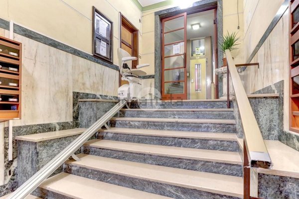 appartamento in vendita a Roma in zona Tuscolano