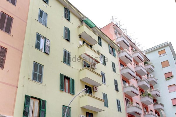 appartamento in vendita a Roma in zona Tuscolano