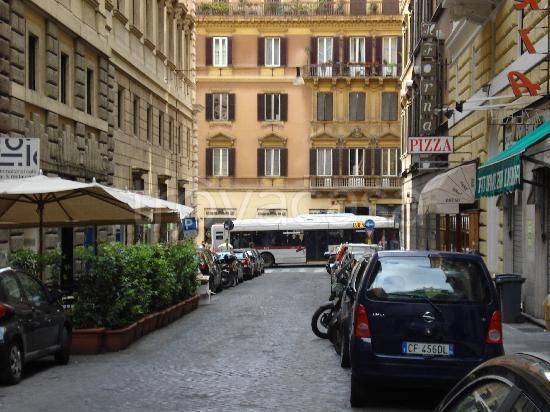 negozio in vendita a Roma in zona Centro Storico