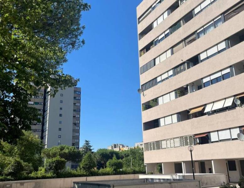 appartamento in vendita a Roma in zona Ostiense