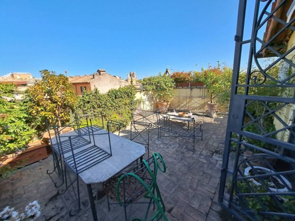 appartamento in vendita a Roma in zona Campo Marzio