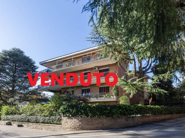 appartamento in vendita a Roma in zona Gianicolense