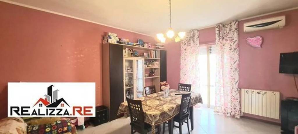 appartamento in vendita a Roma in zona Finocchio