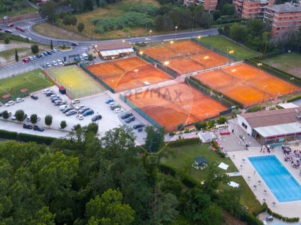 negozio in vendita a Roma in zona Gianicolense