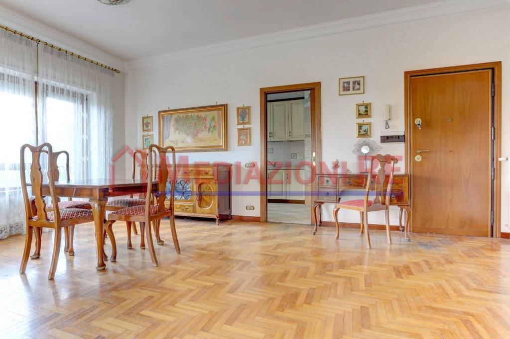 appartamento in vendita a Roma in zona Mostacciano