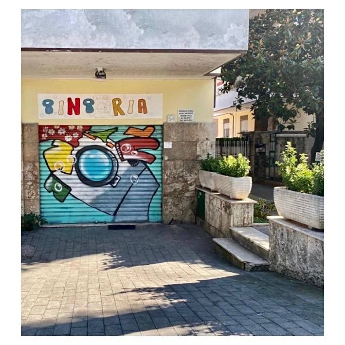 negozio in vendita a Roma in zona Tomba di Nerone