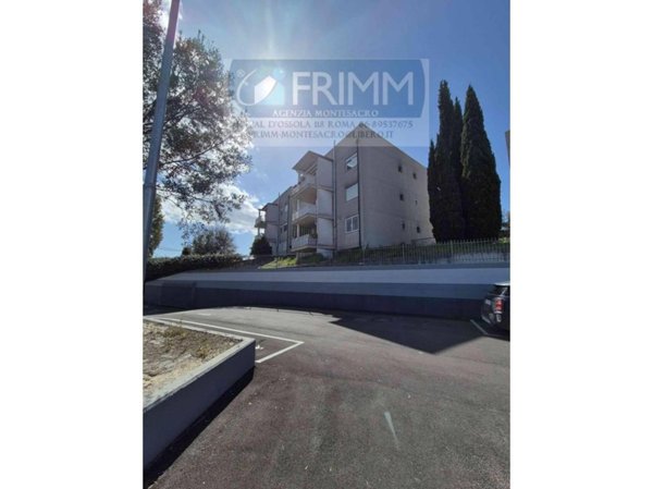 appartamento in vendita a Roma in zona Ponte di Nona
