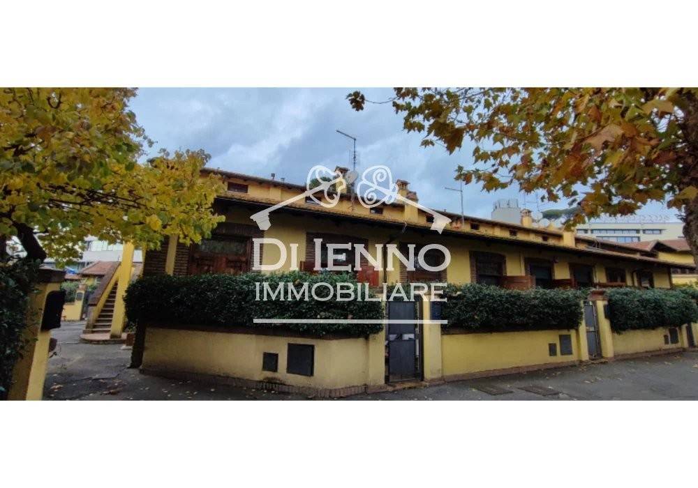 appartamento in vendita a Roma in zona Tor di Quinto