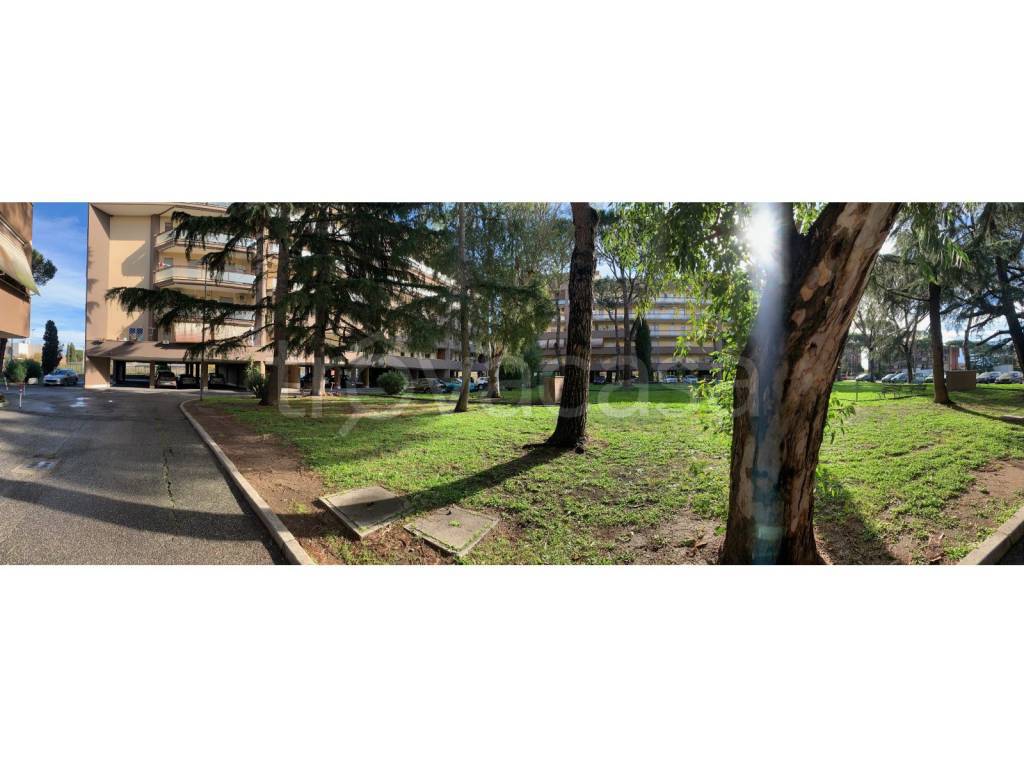 appartamento in vendita a Roma in zona Dragoncello