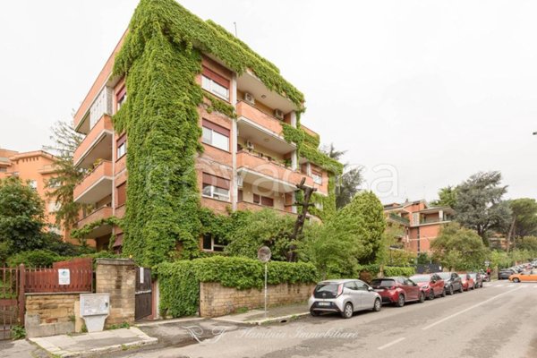 appartamento in vendita a Roma in zona Gianicolense