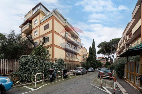 appartamento in vendita a Roma