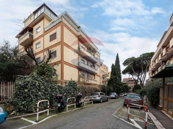 appartamento in vendita a Roma