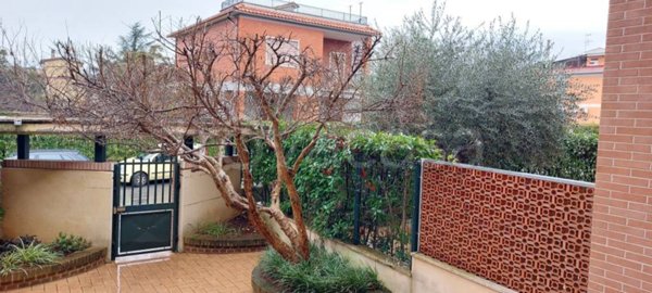 appartamento in vendita a Roma in zona Tor Vergata/Torrenova
