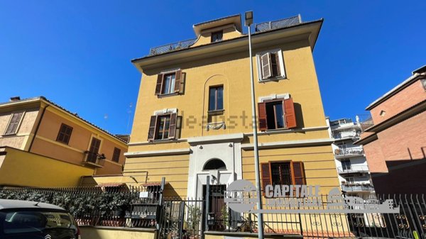 appartamento in vendita a Roma in zona Portuense