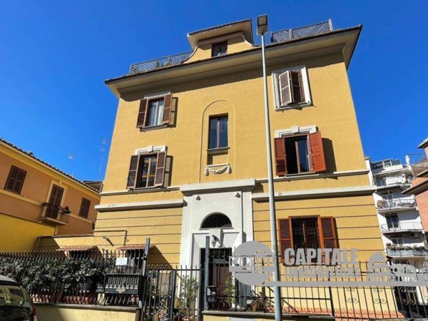 appartamento in vendita a Roma in zona Portuense