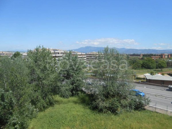 appartamento in vendita a Roma in zona Ponte di Nona