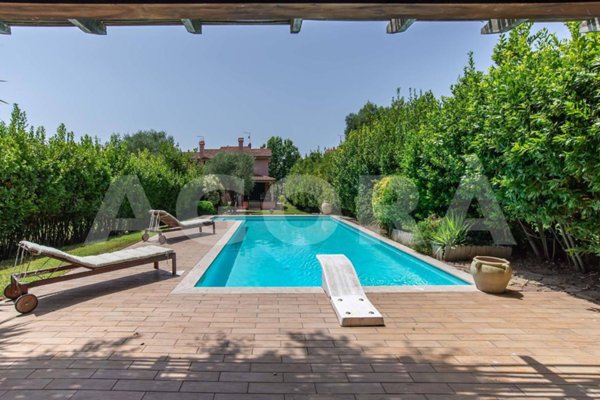 casa indipendente in vendita a Roma in zona Castel di Guido