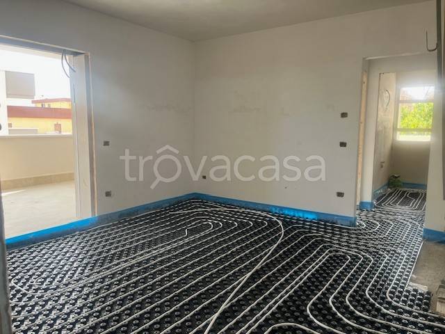 appartamento in vendita a Roma in zona Romanina