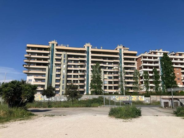 appartamento in vendita a Roma in zona Acilia