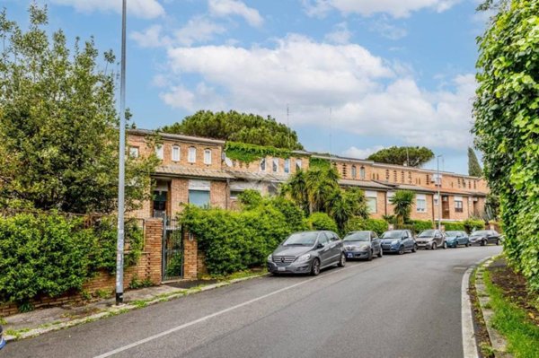 casa indipendente in vendita a Roma in zona La Giustiniana