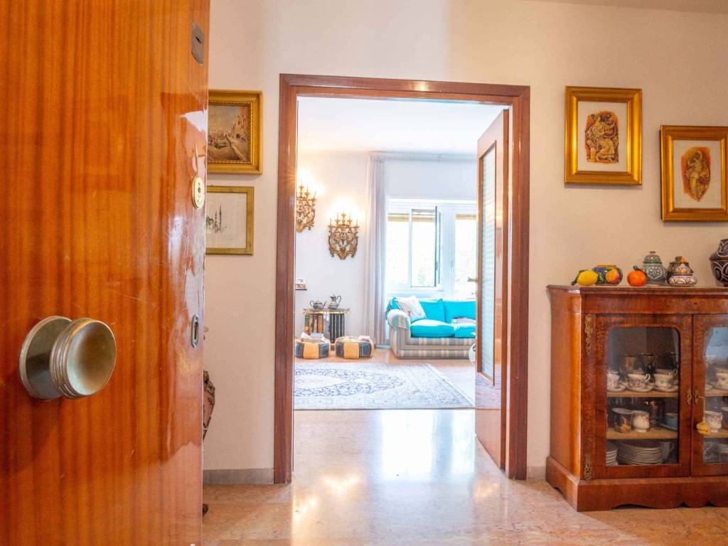 appartamento in vendita a Roma in zona Portuense