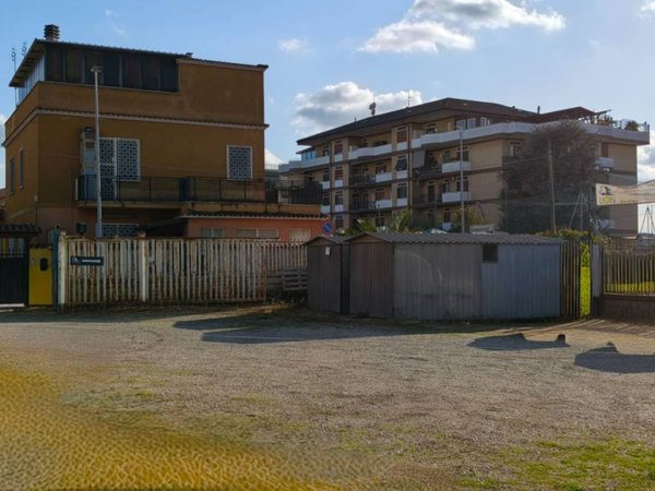 terreno edificabile in vendita a Roma in zona Romanina