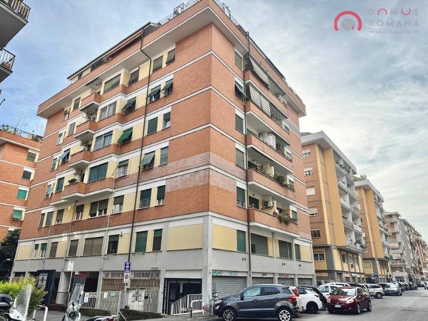appartamento in vendita a Roma in zona Portuense